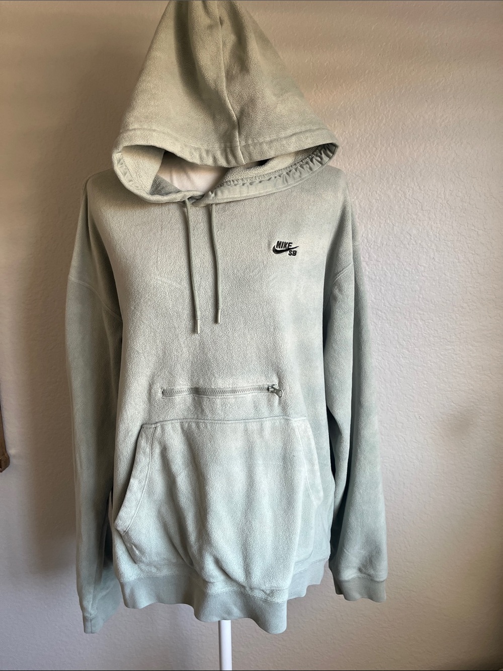 SB Nike Men’s Sage Green Crewneck Hoodie